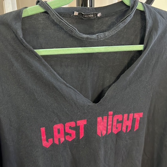 Black Top - Picture 2 of 4